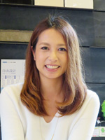 井上 友里